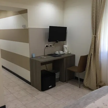 Accini 3*