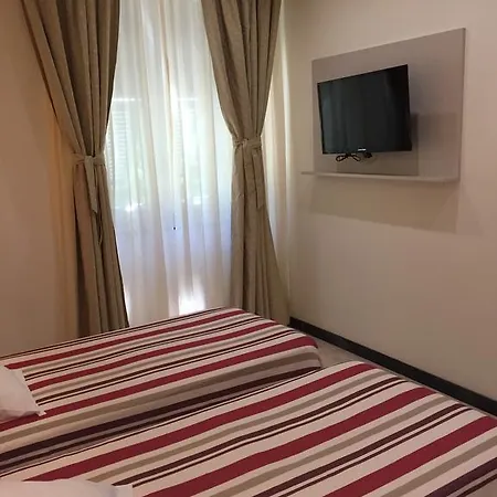 Accini 3*