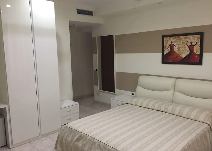 فندق Accini مونتيروسّو ال ماري