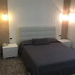 Accini فندق