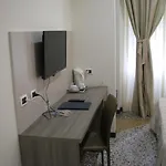 Accini
