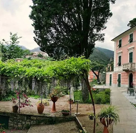 Accini Hotel