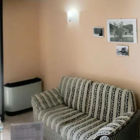Accini فندق