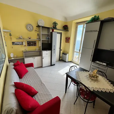 Accini 3*