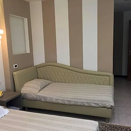 Accini Hotel