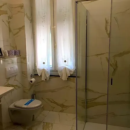 Accini