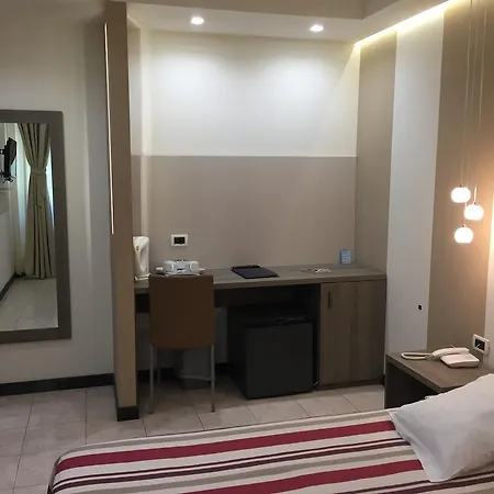 Accini 3* مونتيروسّو ال ماري